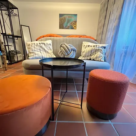 Διαμέρισμα Theresia *